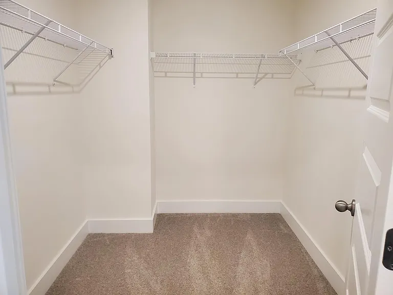 474 Clark Creek Ln — Photo 10