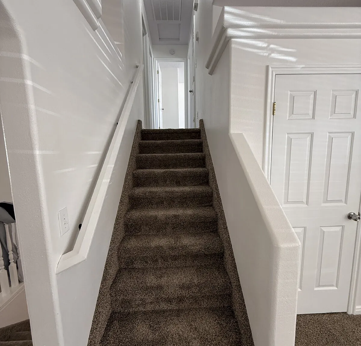 3 bed, 3.0 bath, 1764 sqft, $2,200 — Photo 4