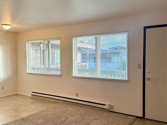 2nd image of 422 E Bay Dr NE #20