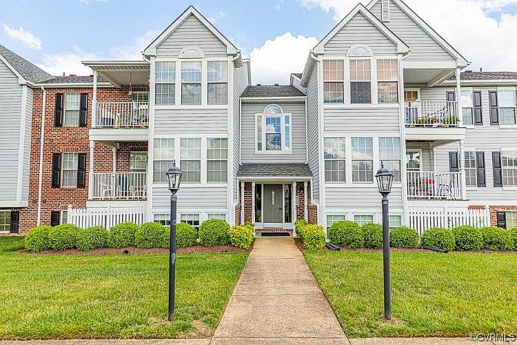 1st image of 9353 Kempton Manor Ct Unit 1810