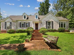 104 Oak Dr, Dickson, TN 37055