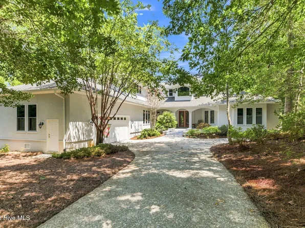 358 Shore Point Drive, Wilmington, NC 28411
