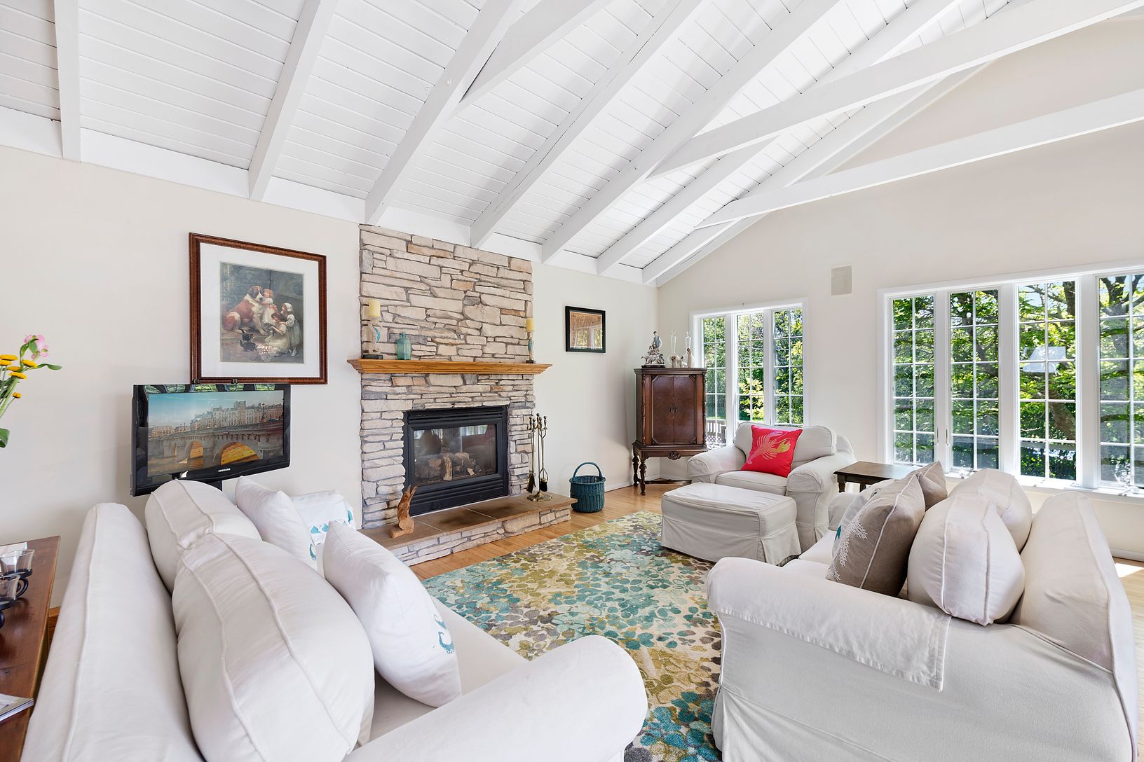  Living room with gas fireplace