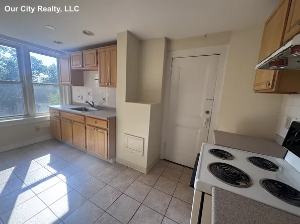 7 Craigie Cir, Cambridge, MA