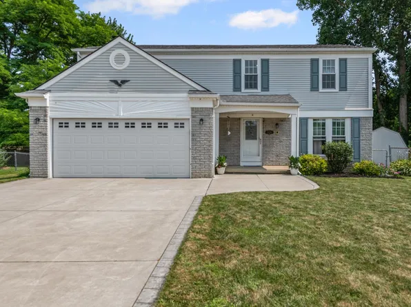 50249 Bellaire Dr, Chesterfield, MI 48047