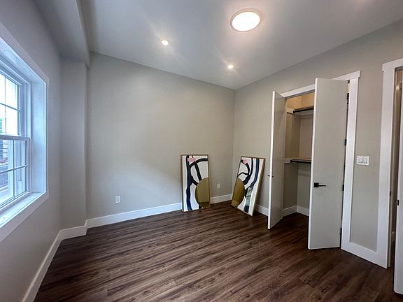 5th image of 123 Newkirk St #2