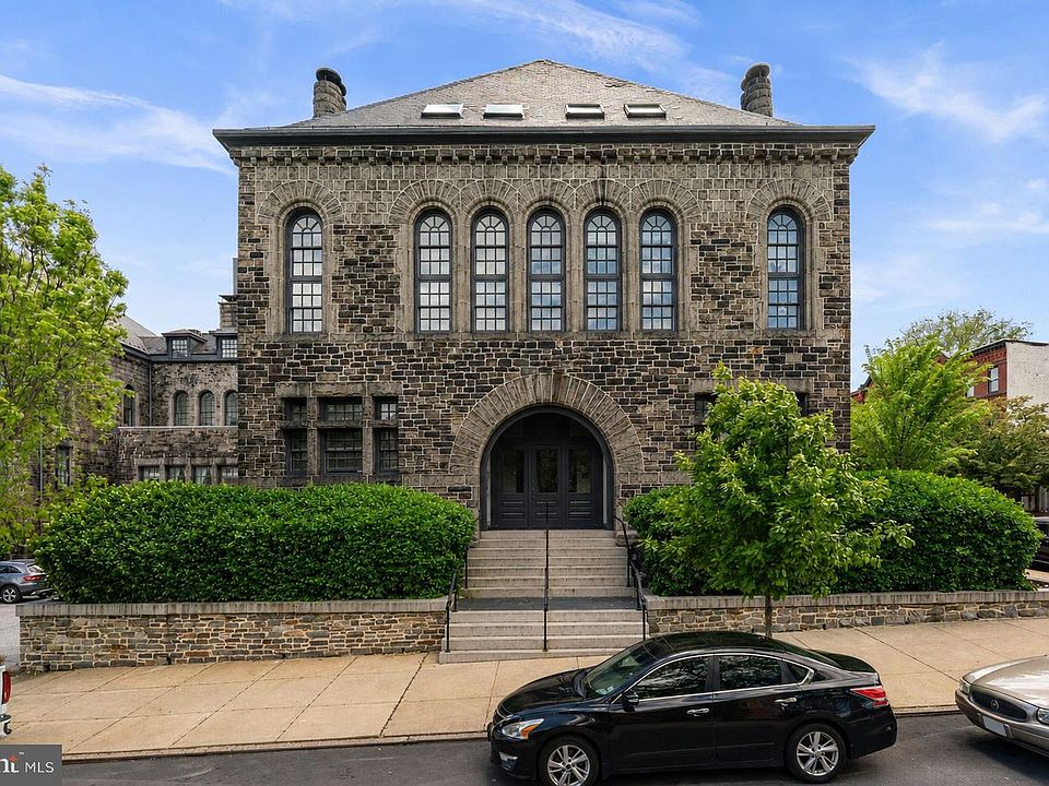 1st image of 1714 Park Ave APT 302