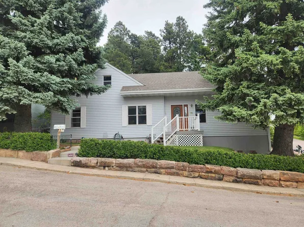 500 Ridge Rd, Lead, SD 57754