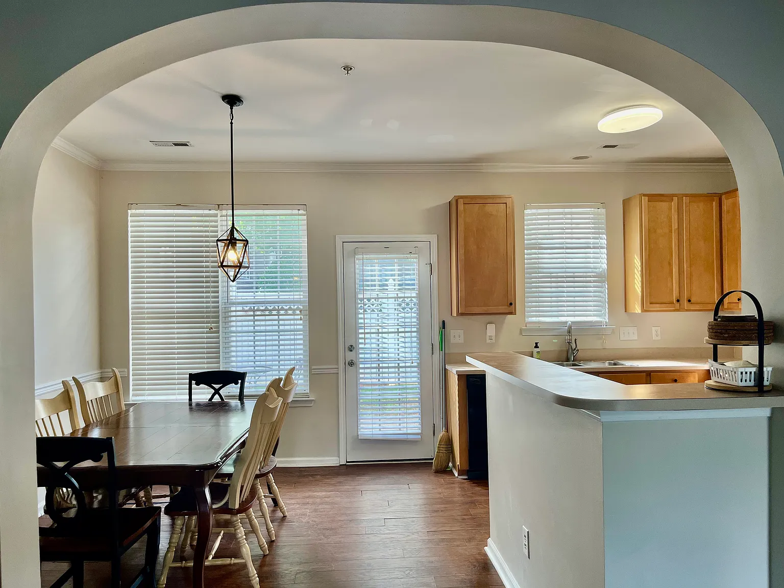6211 Castleglen Ct — Photo 4