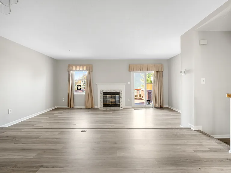 7800 Greenbrook Dr — Photo 9