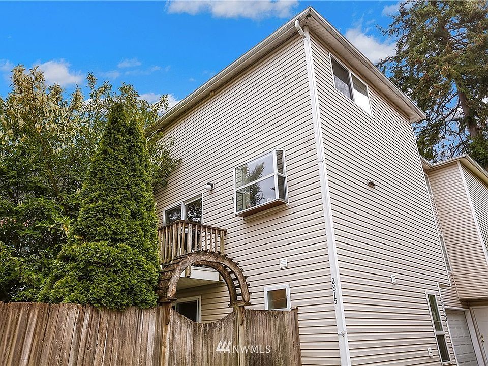 1st image of 2815 NE 115th St