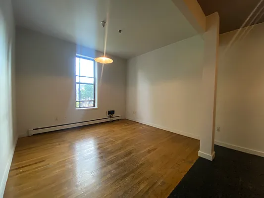 Rented by REAL New York | media 5