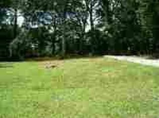 211 Brenda Rd, Anniston, AL 36206