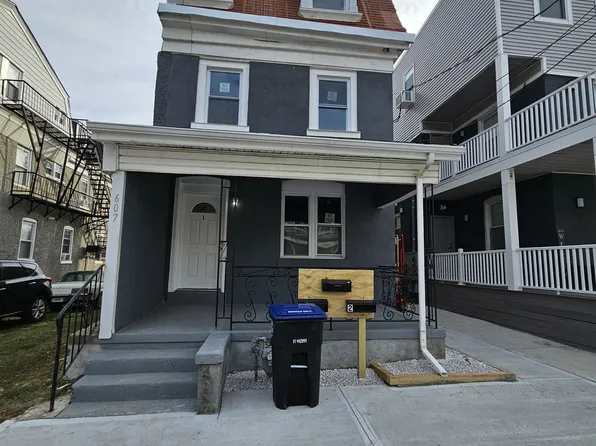 607 W 7th St #1, Chester, PA 19013