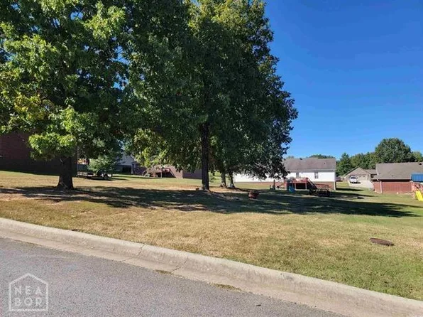 2106 N 8th St #1/2, Paragould, AR 72450