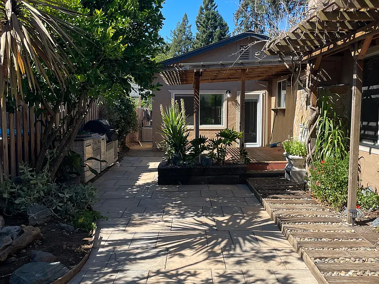 1825 Calavaras Dr — Photo 24