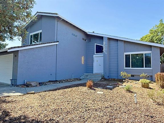2nd image of 1204 Stirling Dr