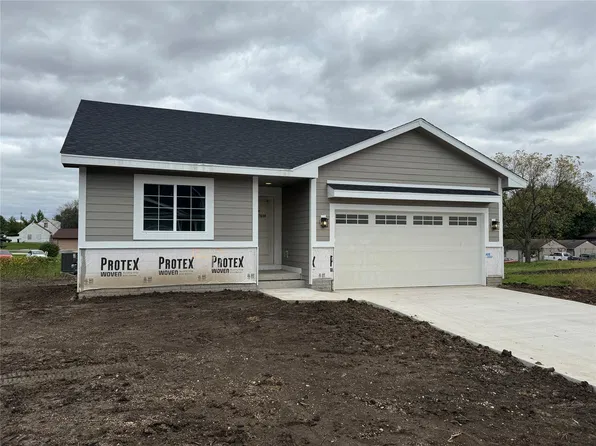 4447 SW 23rd St, Des Moines, IA 50321