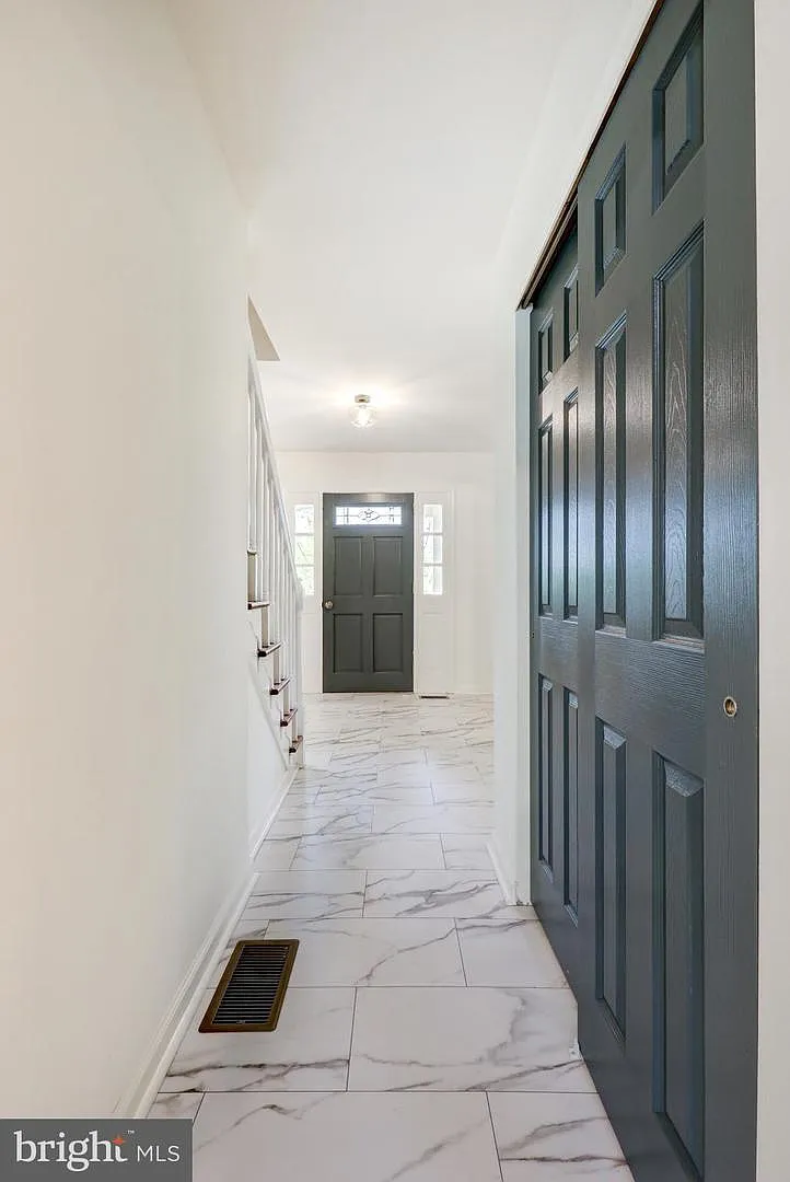 4928 Edgewood Road - 1 — Photo 3