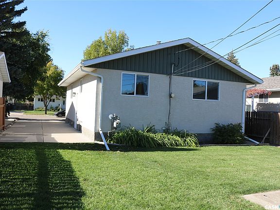 3rd image of 1641 Thompson Avenue