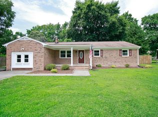 203 Mount Vernon Dr, Yorktown, VA 23693