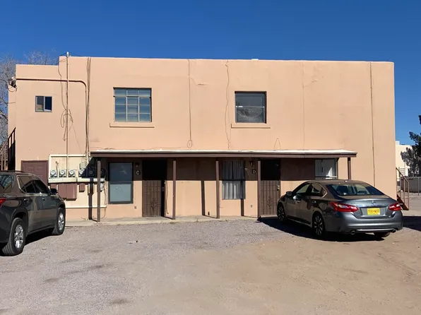 711 Foster Rd, Las Cruces, NM 88001