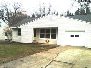 7395 Crossfield Ave, Mentor, OH 44060