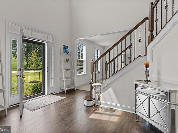 3rd image of 15504 Over Land Ct