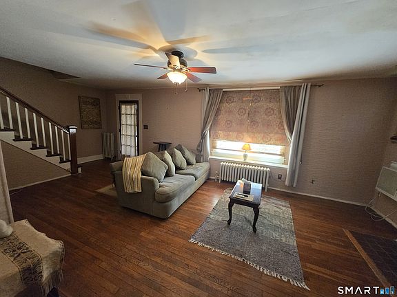 4th image of 20 Arden Street