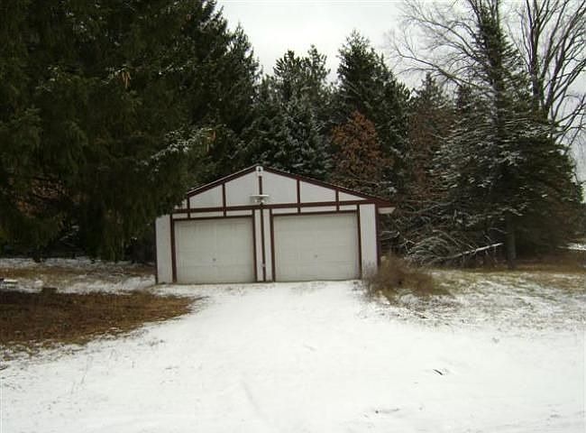 2nd image of W8572 Blackhawk Ct