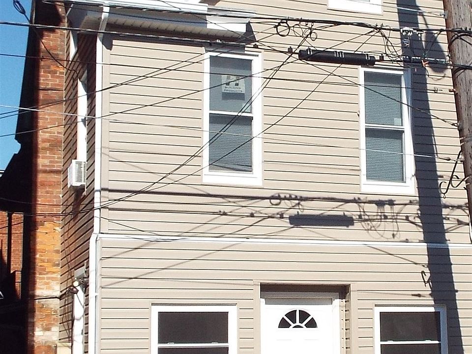 9 W. High St
