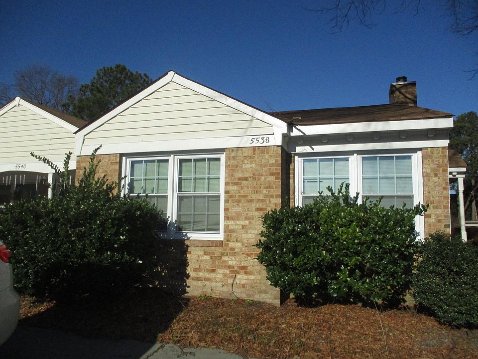 Front view of townhome