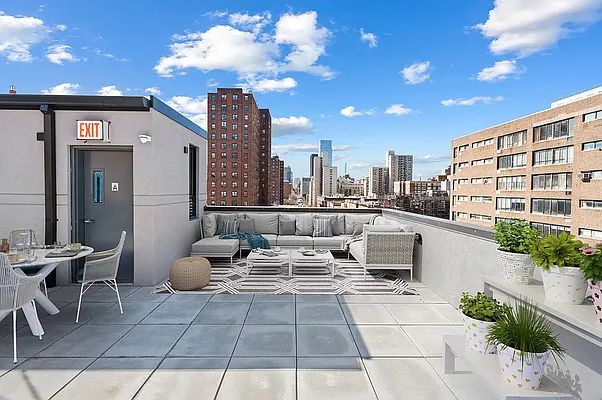 Rented by Living New York | media 20