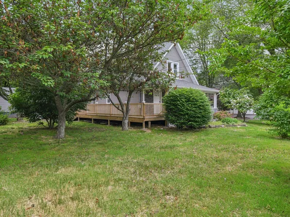 1293 Pulaski Road, East Northport, NY 11731