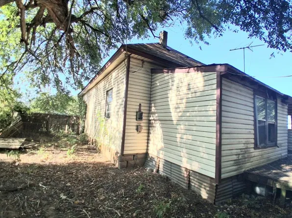 1316 E Main St, Shawnee, OK 74801
