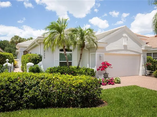 9239 Troon Lakes DR, NAPLES, FL 34109