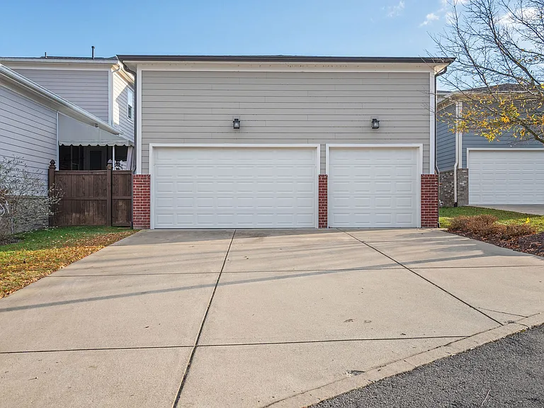 1036 Clifton St — Photo 33