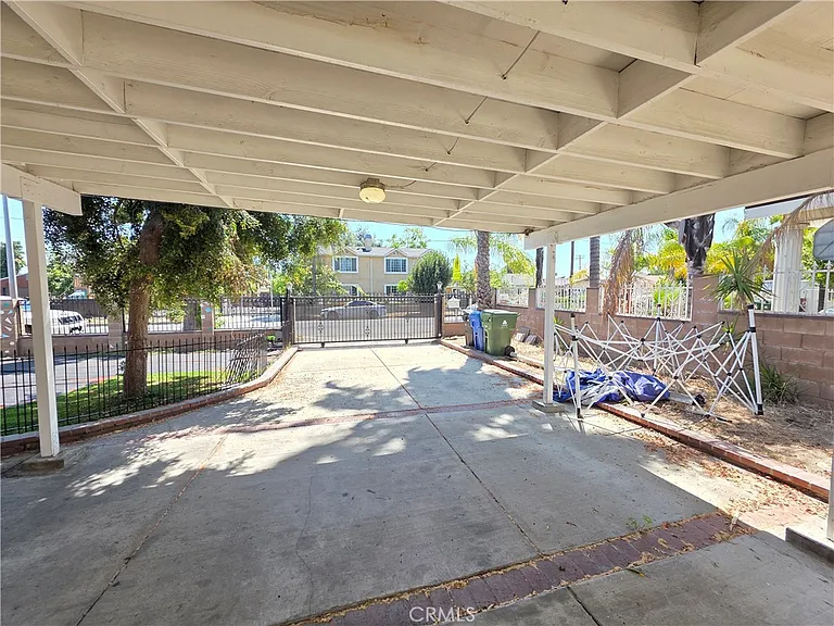8920 Haddon Ave — Photo 18