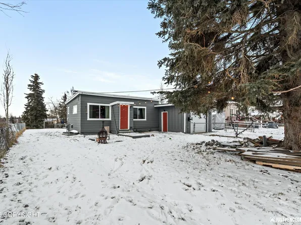 1584 Norene St, Anchorage, AK 99508