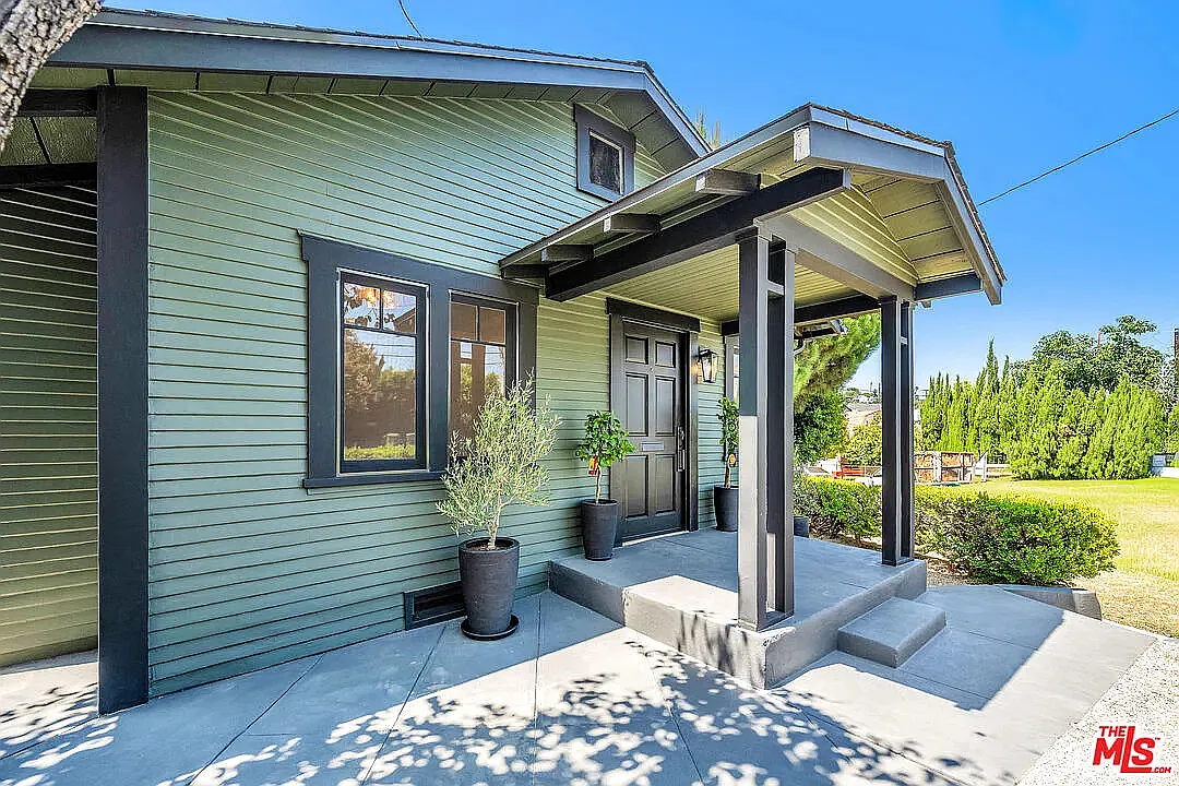 2 bed, $5,999 — Photo 3