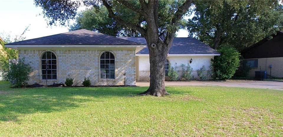 1st image of 4005 Oak Bend Dr