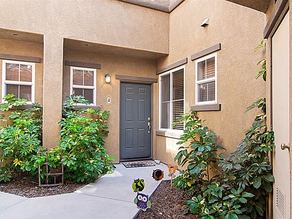 4th image of 6363 Avenida De Las Vistas Unit 4