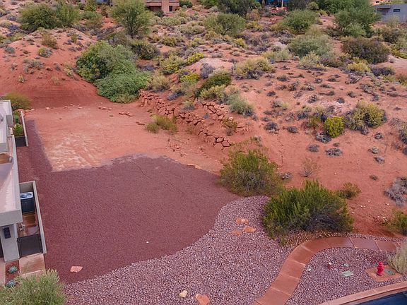3rd image of 2402 W Supai Trl