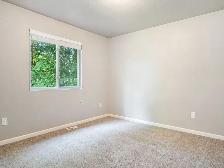 1002 Richard Ave — Photo 18