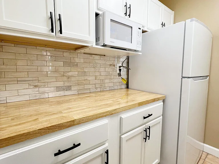 1021 Arlington Blvd #916 — Photo 3