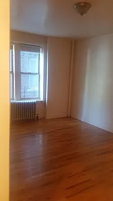 Rented by Lang Realty LLC | media 37