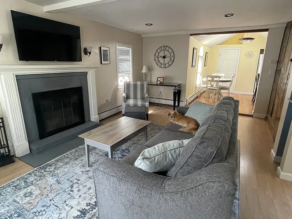 1 Lemon Street Ct