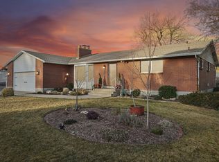 2964 W Continental Cir, Salt Lake City, UT 84129