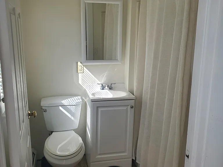 88 Oak St #2 — Photo 7