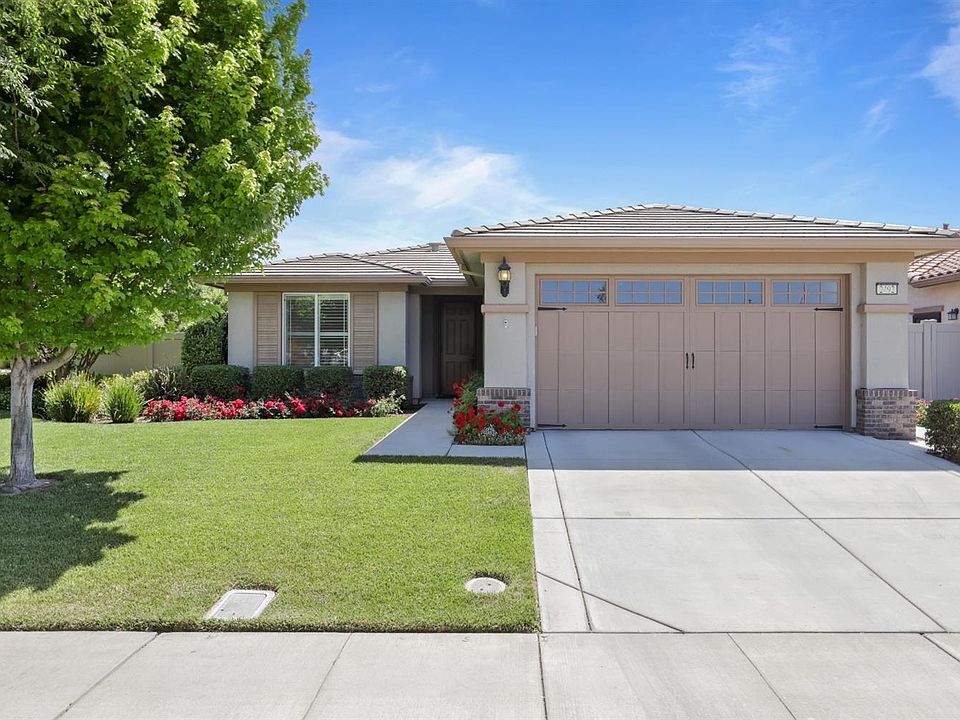 1st image of 2492 Plumcreek Ln